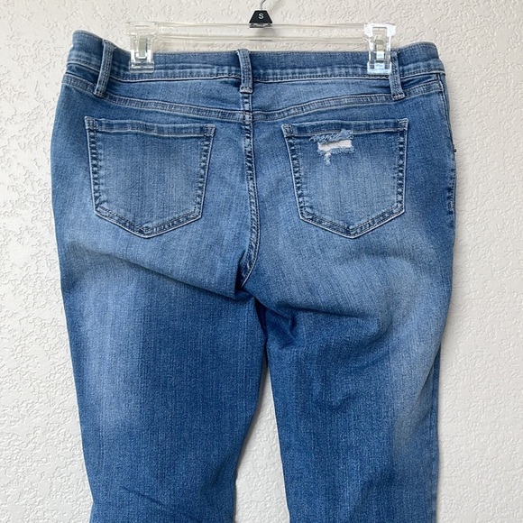 Liz Lange Maternity Denim Jeans Distressed Blue size Medium - Picture 7 of 10